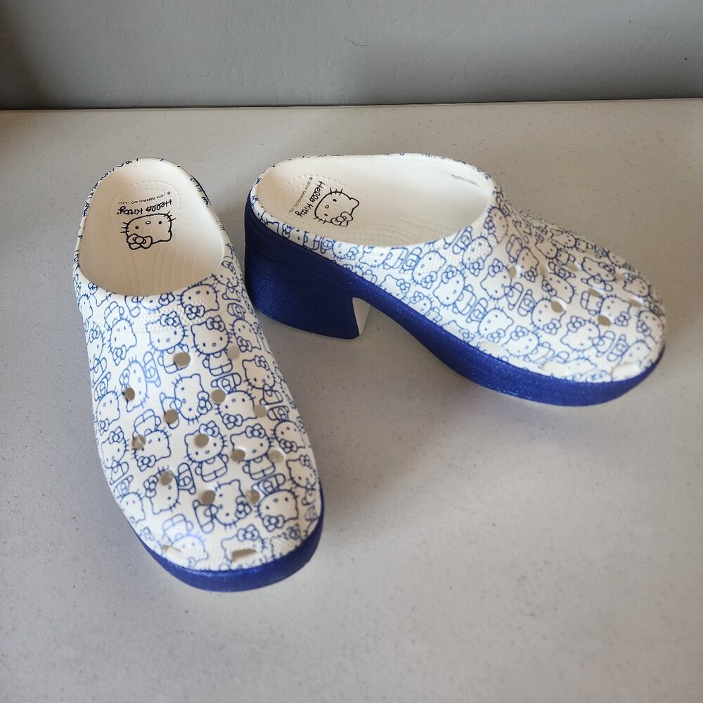 Hello Kitty Crocs "NEW" - Picture 11 of 16